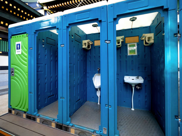 Best Portable bathroom rental  in Delano, MN